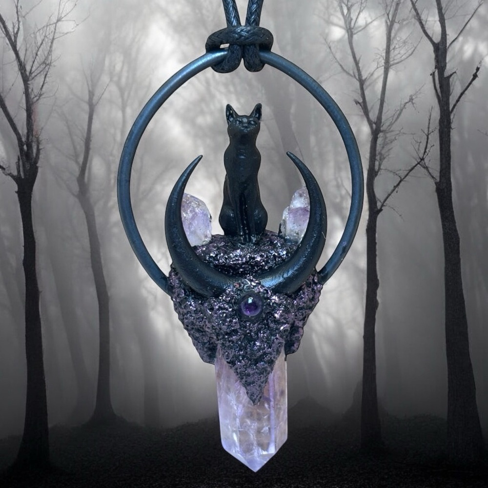 🖤 Mystic Black Cat Crystal Pendant Necklace 🖤
